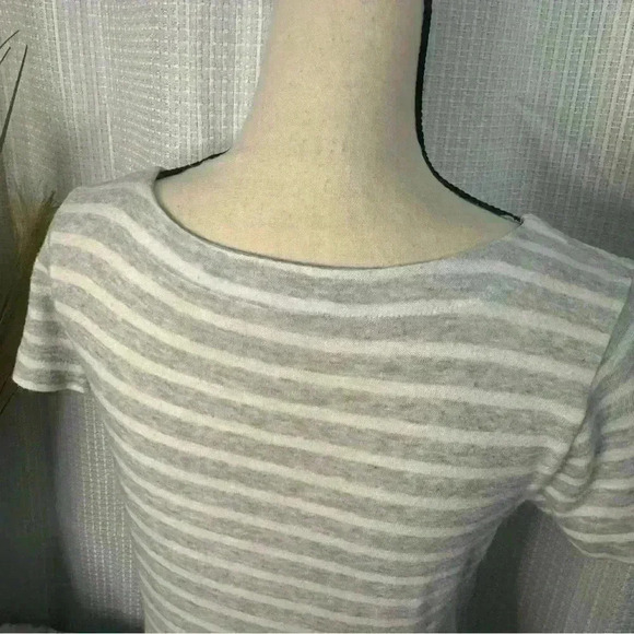 Vineyard Vines Pima Cotton Women’s XS Gray Striped Dress Short Sleeves Pullover - Picture 5 of 9